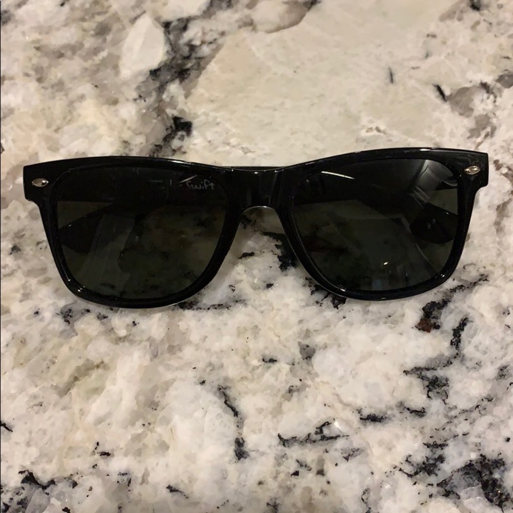 TS 1989 Sunglasses from Reputation Tour